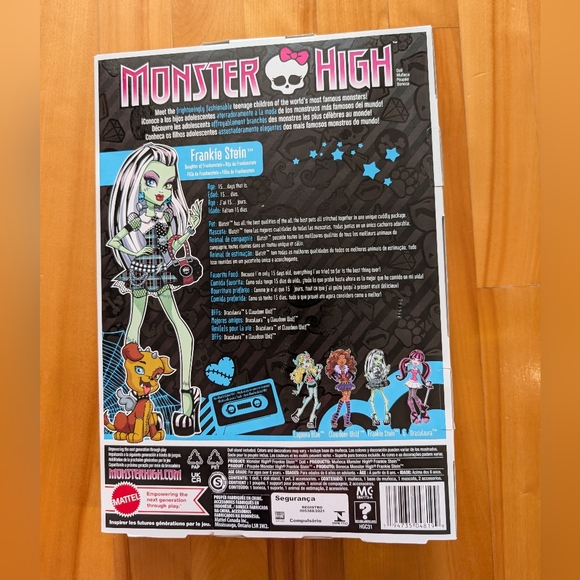 Monster High Creeproduction Frankie Stein - Picture 3 of 5